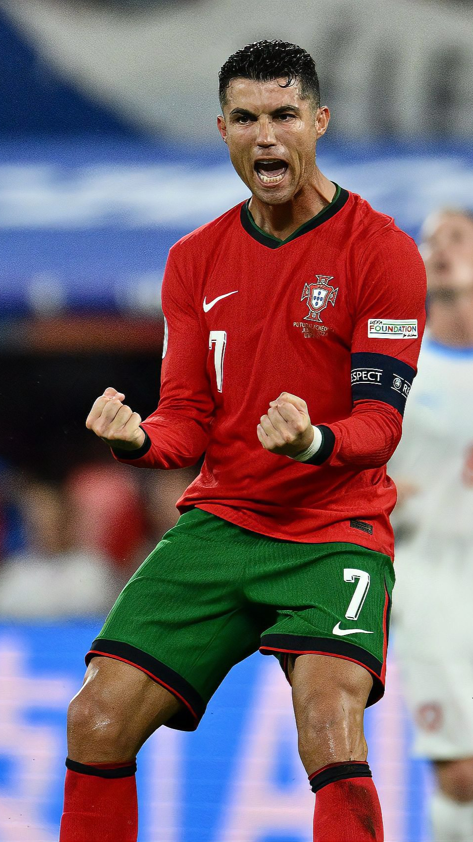 C罗连续十二场比赛得分超过问鼎冠军,DWG挑战极限! C罗连续十二场比赛得分超过问鼎冠军,DWG挑战极限!